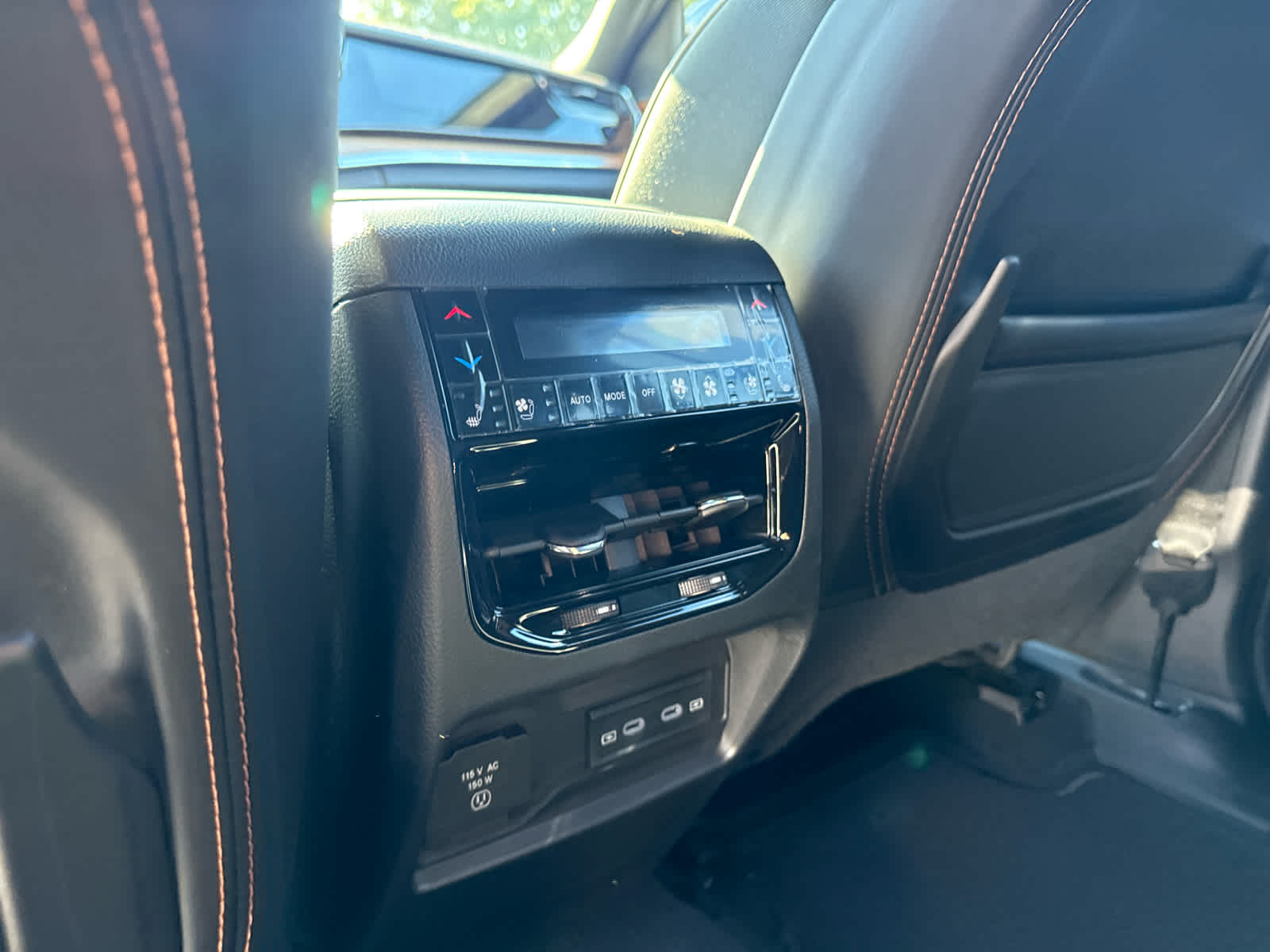 2027 Jeep Grand Cherokee GRAND CHEROKEE SUMMIT 4X4