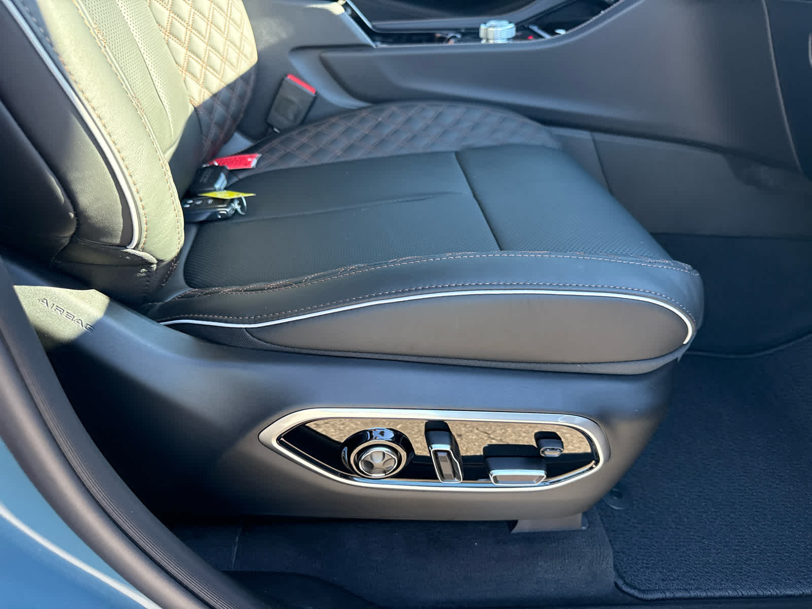 2027 Jeep Grand Cherokee GRAND CHEROKEE SUMMIT 4X4