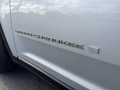 2023 Jeep Grand Cherokee L Laredo 4x4