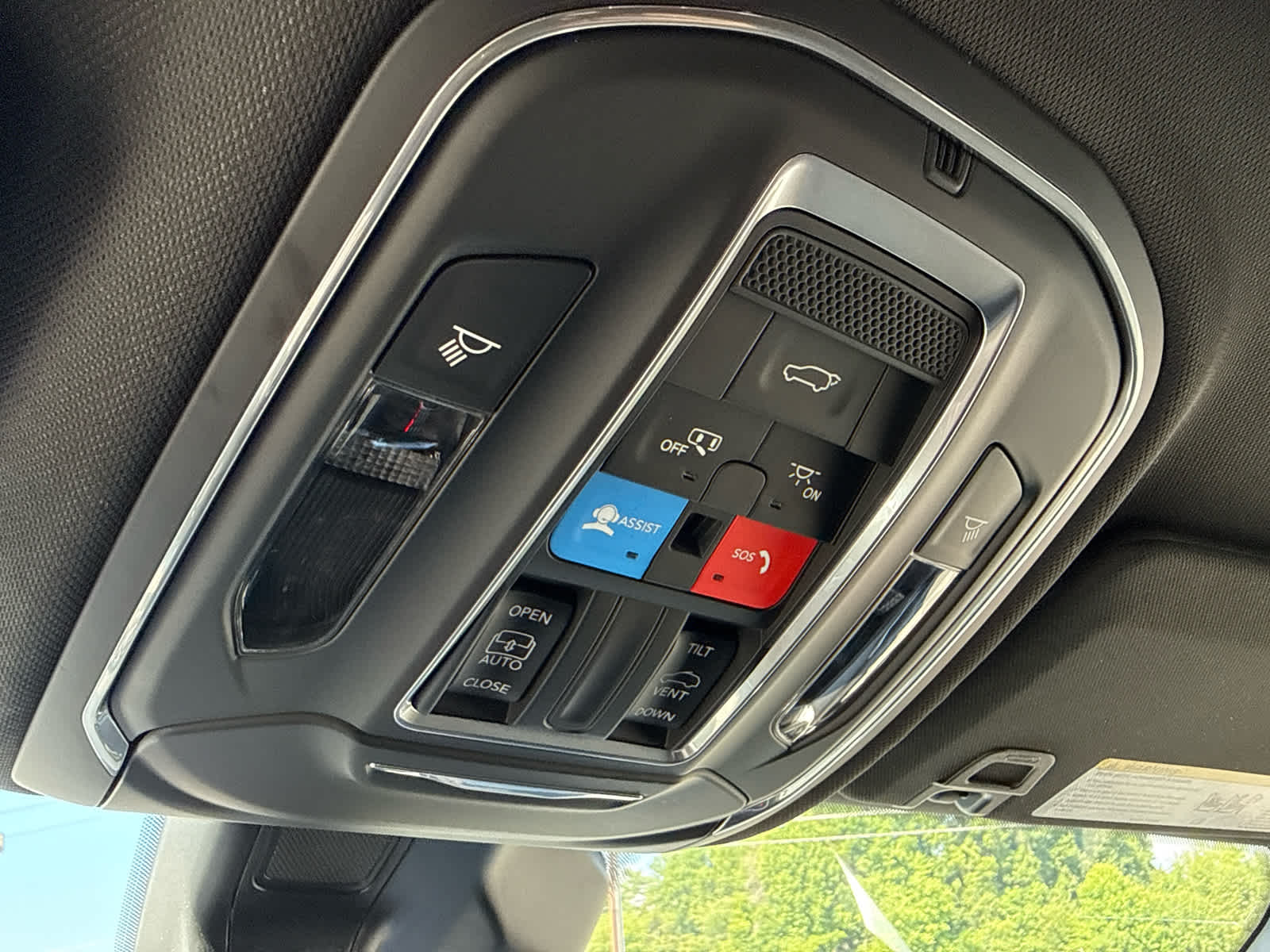 2026 Jeep Grand Cherokee GRAND CHEROKEE L LAREDO X 4X4
