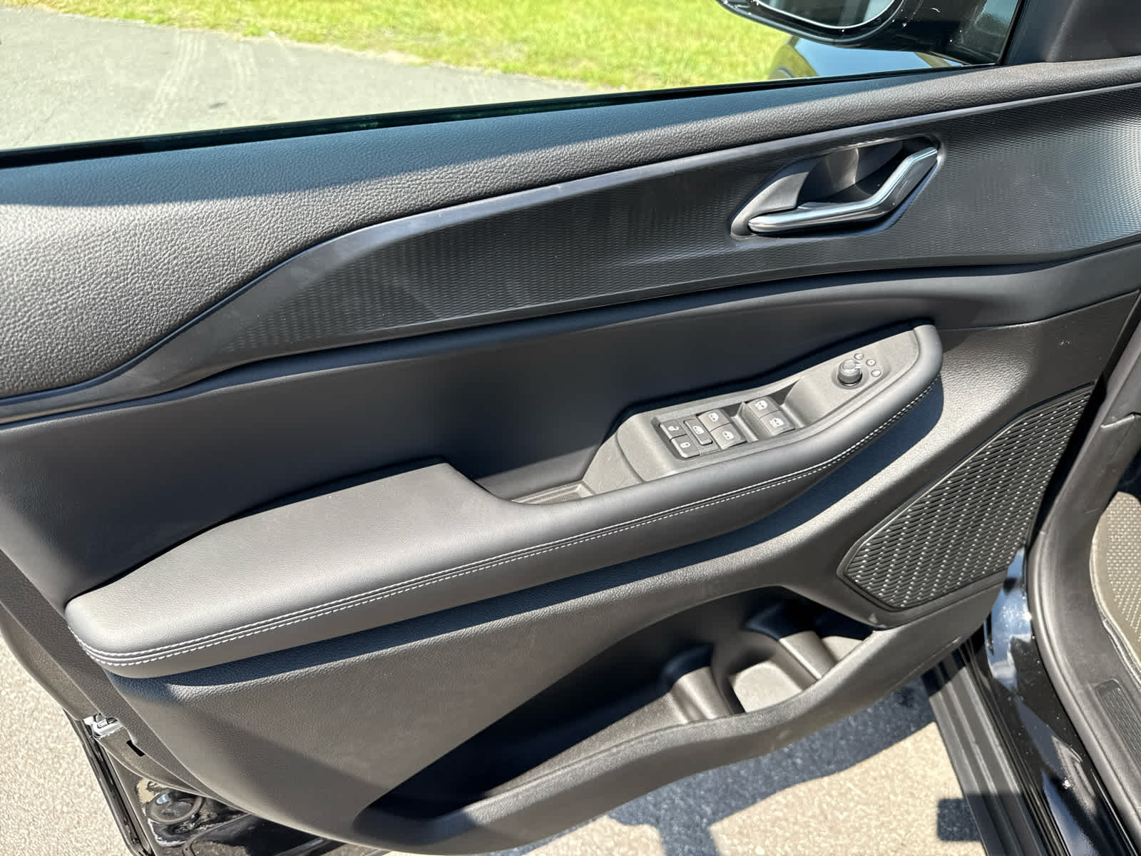 2025 Jeep Grand Cherokee GRAND CHEROKEE L ALTITUDE 4X4