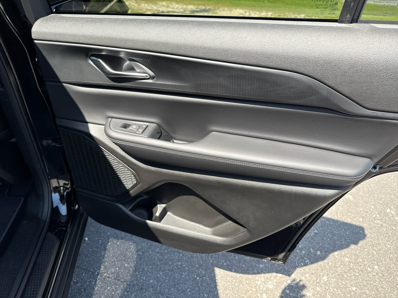 2025 Jeep Grand Cherokee GRAND CHEROKEE L ALTITUDE 4X4