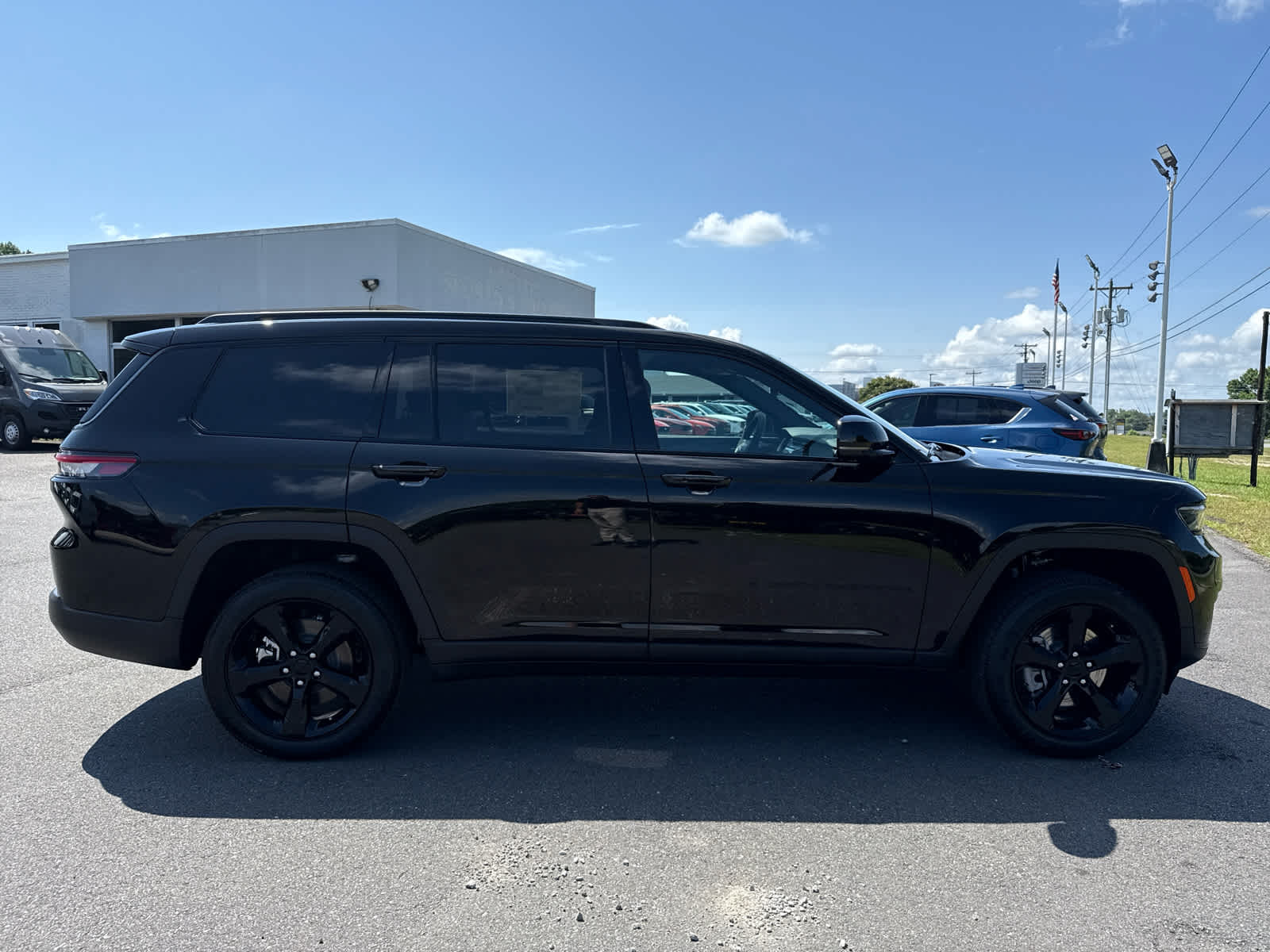 2025 Jeep Grand Cherokee GRAND CHEROKEE L ALTITUDE 4X4