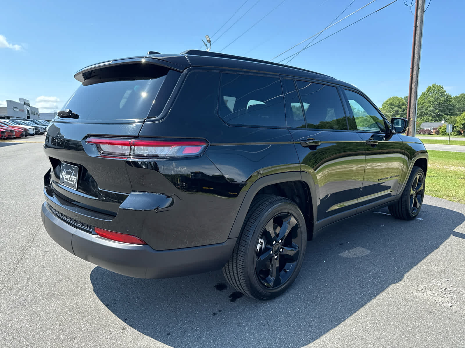 2025 Jeep Grand Cherokee GRAND CHEROKEE L ALTITUDE 4X4