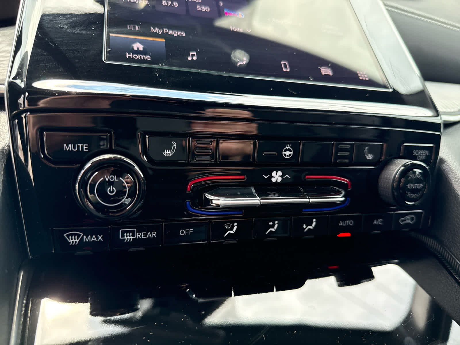 2025 Jeep Grand Cherokee GRAND CHEROKEE L ALTITUDE 4X4