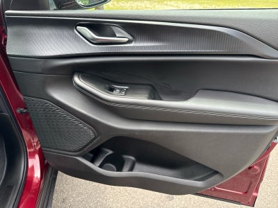 2025 Jeep Grand Cherokee GRAND CHEROKEE L ALTITUDE 4X4