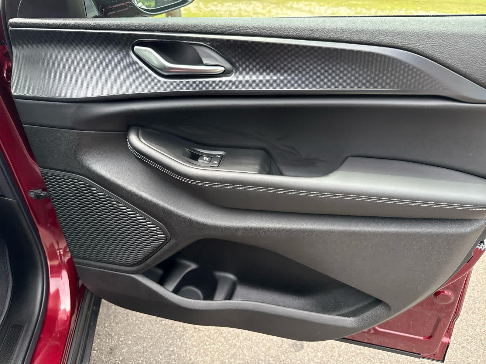 2025 Jeep Grand Cherokee GRAND CHEROKEE L ALTITUDE 4X4