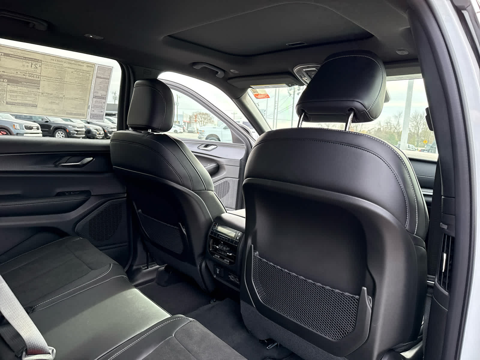 2025 Jeep Grand Cherokee GRAND CHEROKEE L ALTITUDE X 4X4