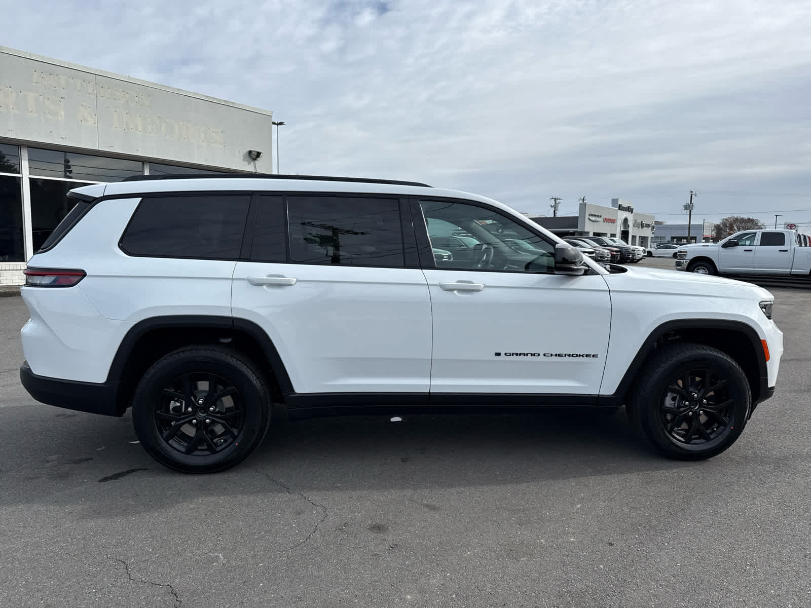 2025 Jeep Grand Cherokee GRAND CHEROKEE L ALTITUDE X 4X4