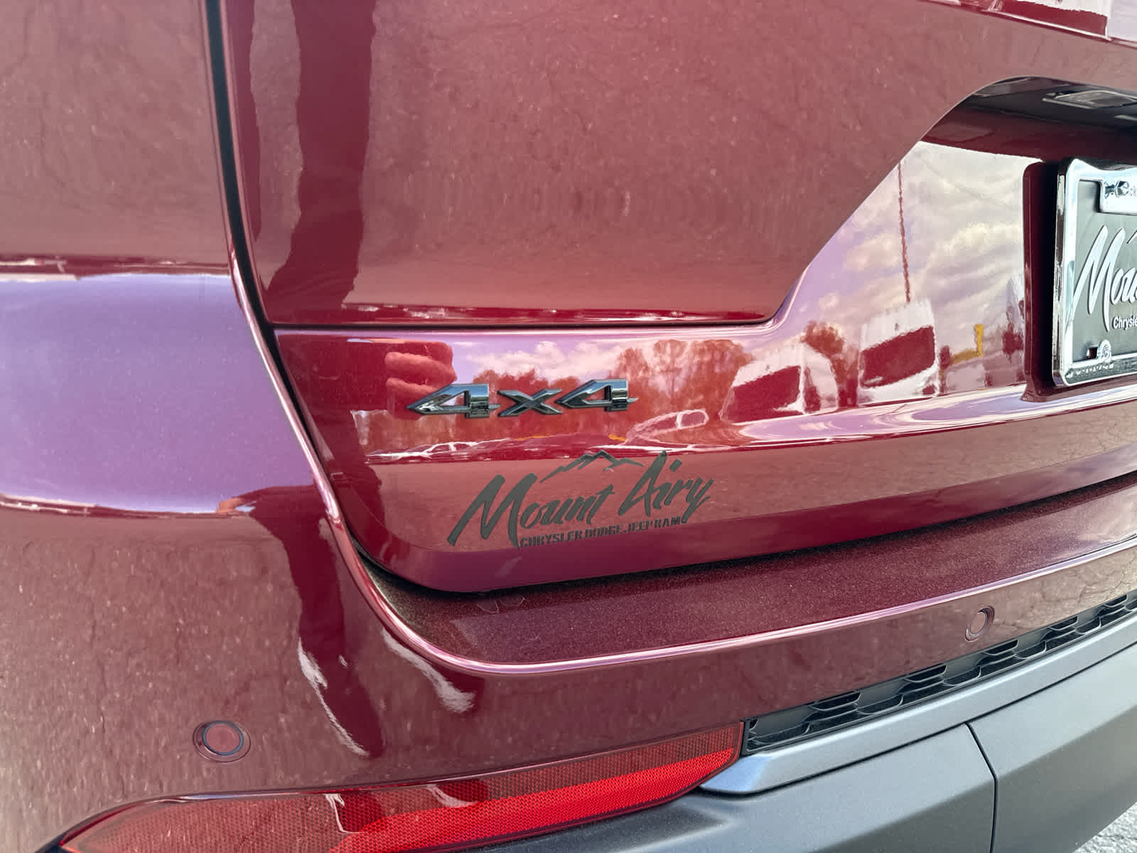 2026 Jeep Grand Cherokee GRAND CHEROKEE L LAREDO ALTITUDE 4X4