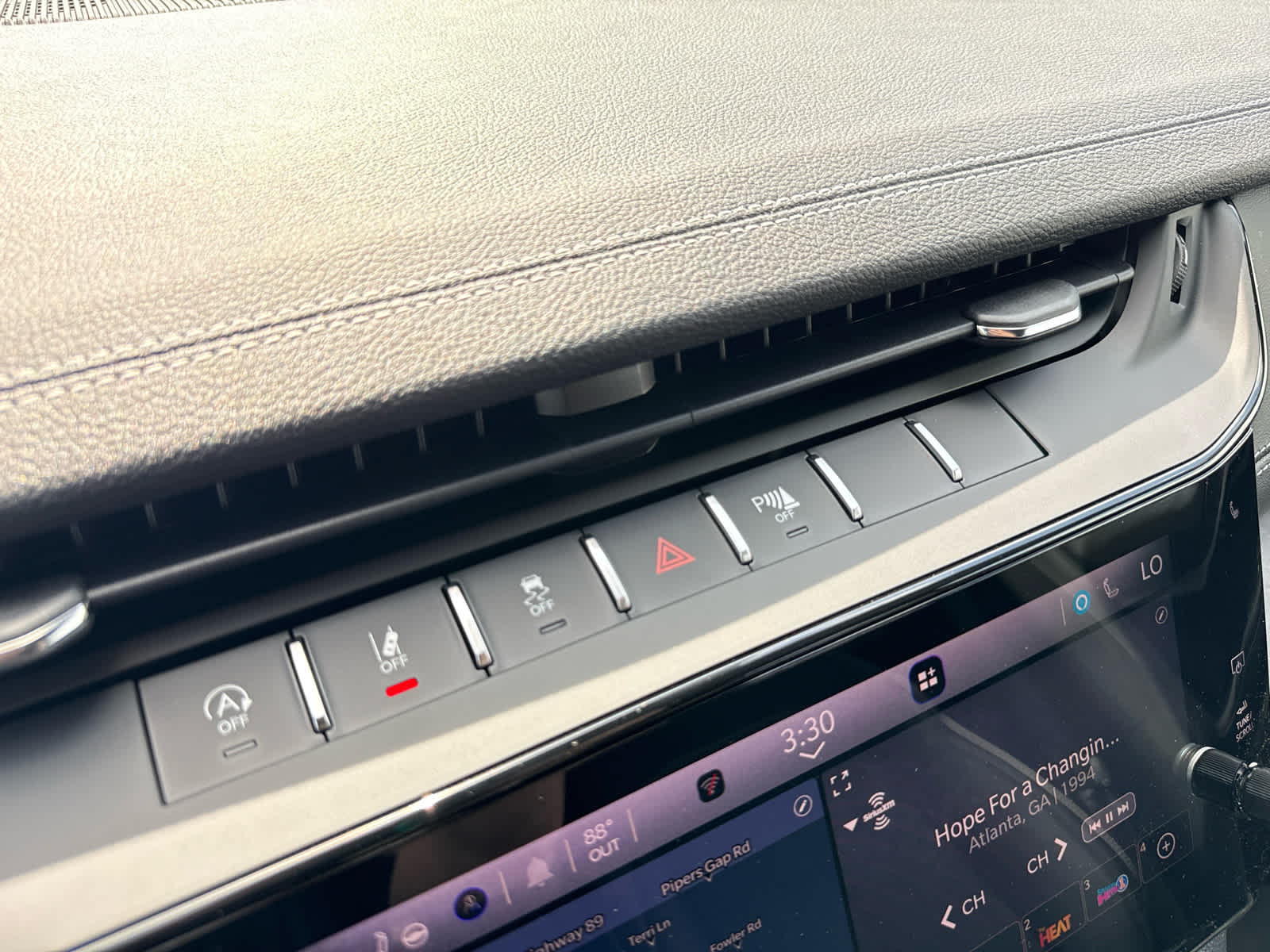 2026 Jeep Grand Cherokee GRAND CHEROKEE L LAREDO ALTITUDE 4X4