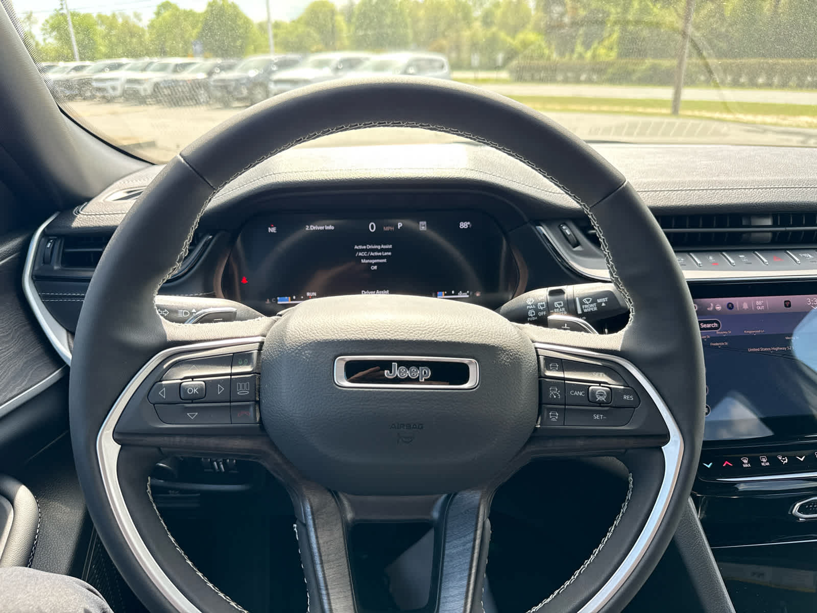 2026 Jeep Grand Cherokee GRAND CHEROKEE L LAREDO ALTITUDE 4X4