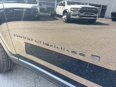 2026 Jeep Grand Cherokee GRAND CHEROKEE L LAREDO ALTITUDE 4X4
