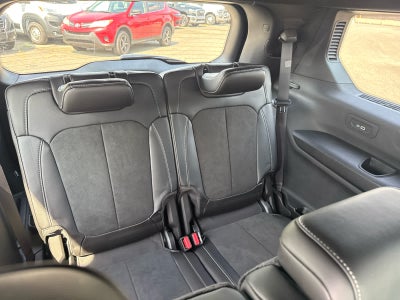 2026 Jeep Grand Cherokee GRAND CHEROKEE L LAREDO ALTITUDE 4X4