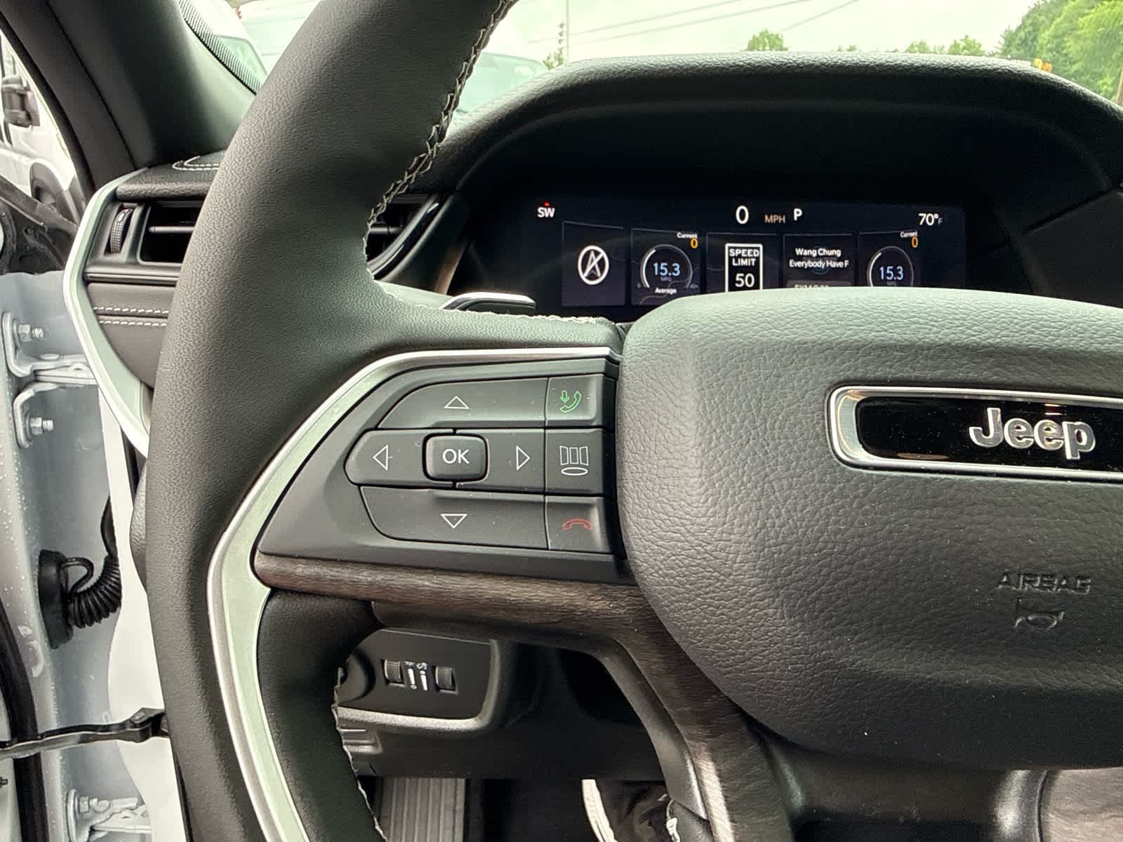 2026 Jeep Grand Cherokee GRAND CHEROKEE L LAREDO ALTITUDE 4X4