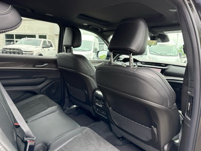 2026 Jeep Grand Cherokee GRAND CHEROKEE L LAREDO ALTITUDE 4X4