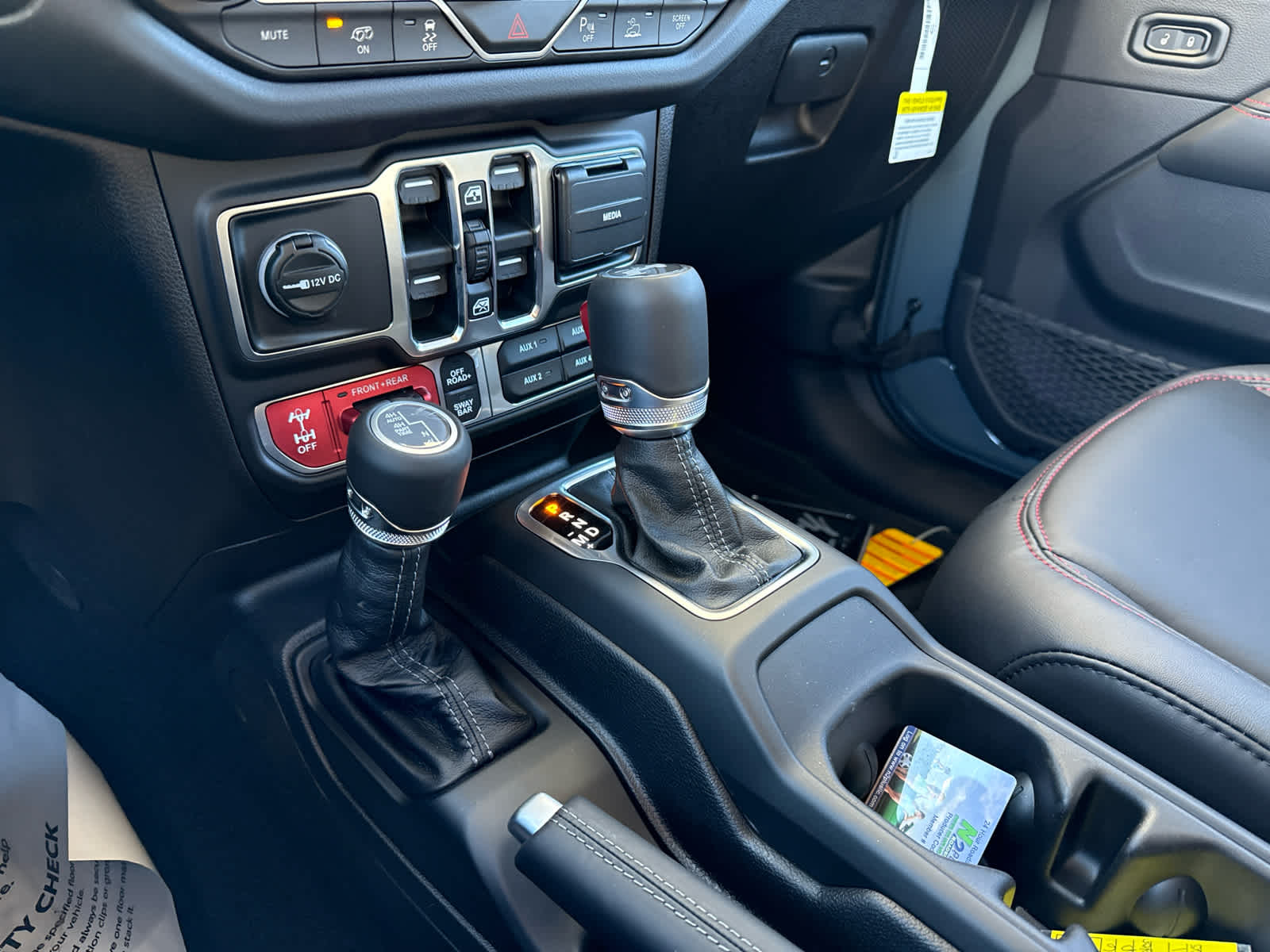 2026 Jeep Wrangler WRANGLER 4-DOOR MOAB 392