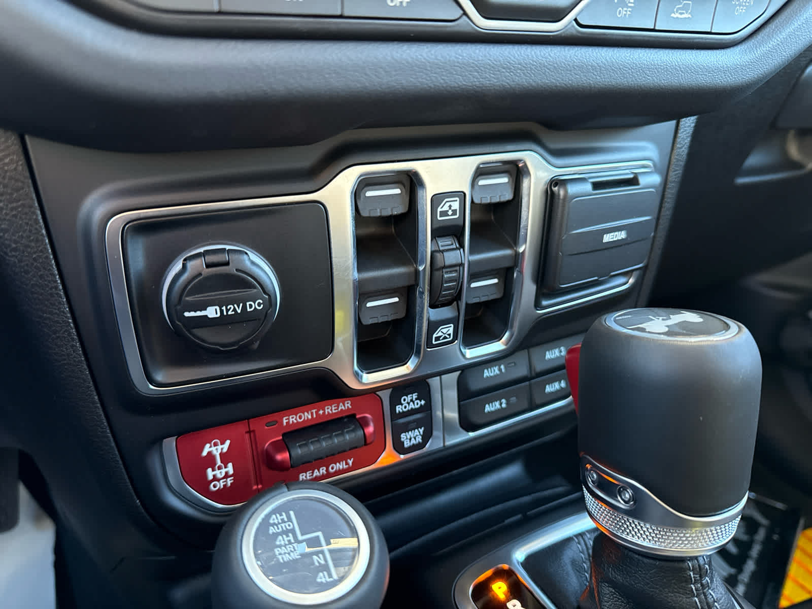 2026 Jeep Wrangler WRANGLER 4-DOOR MOAB 392