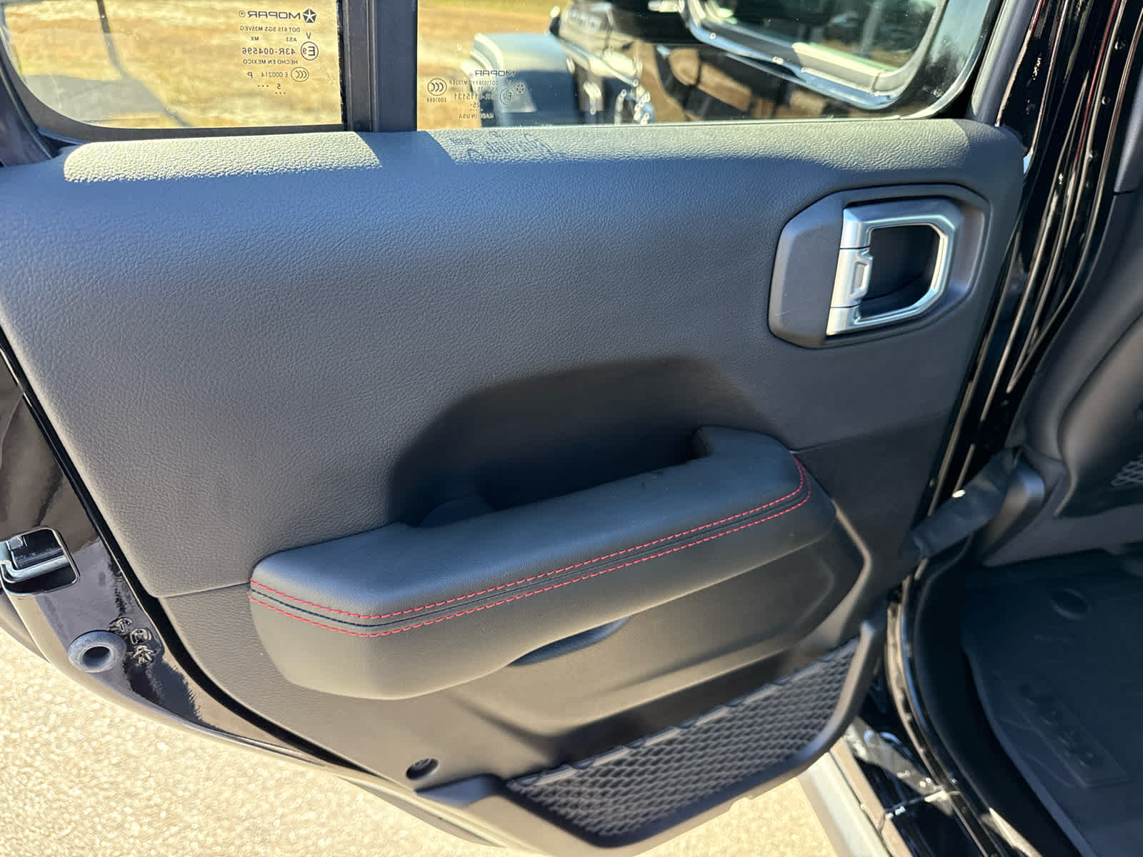 2026 Jeep Wrangler WRANGLER 4-DOOR MOAB 392