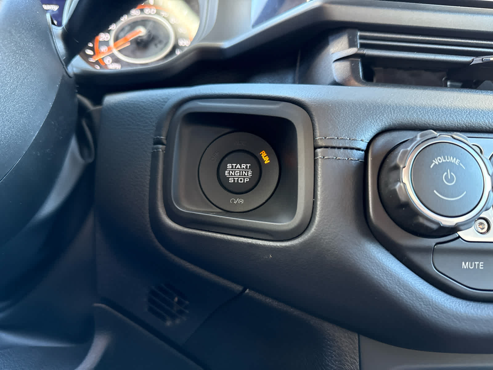 2026 Jeep Wrangler WRANGLER 4-DOOR MOAB 392