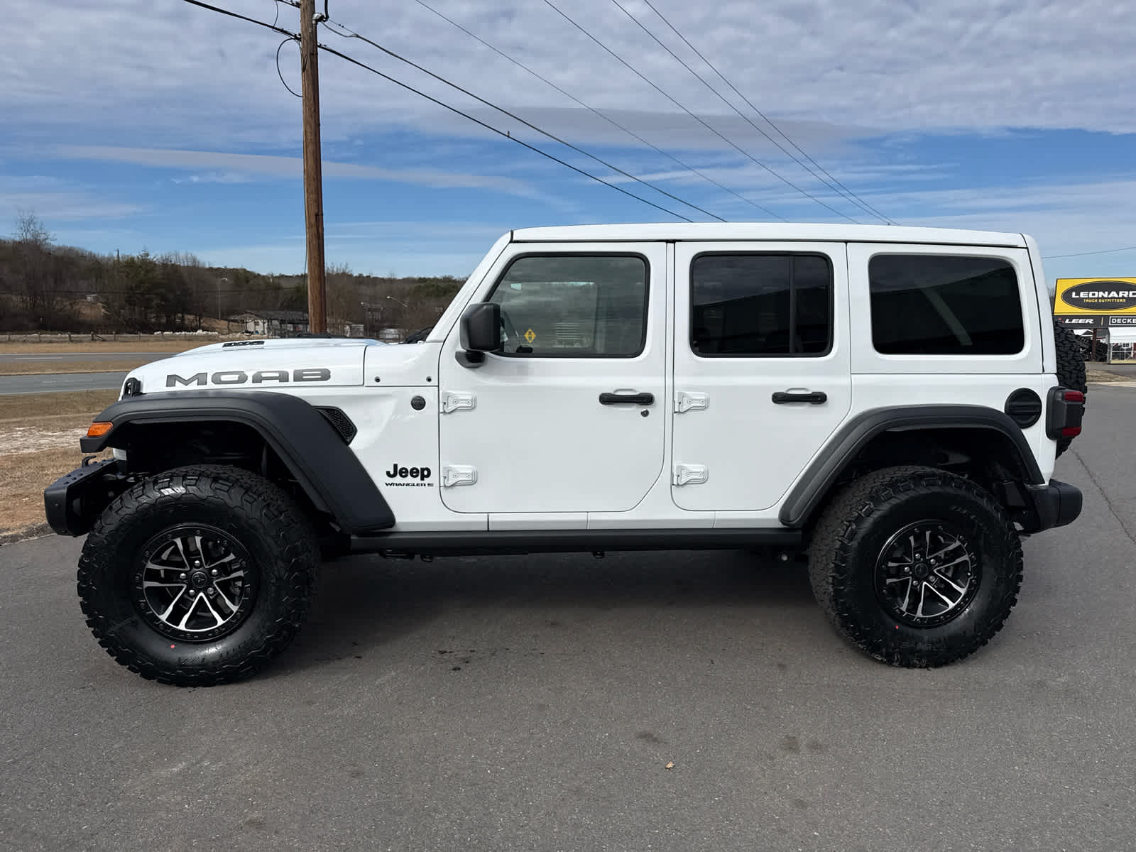 2026 Jeep Wrangler WRANGLER 4-DOOR MOAB 392