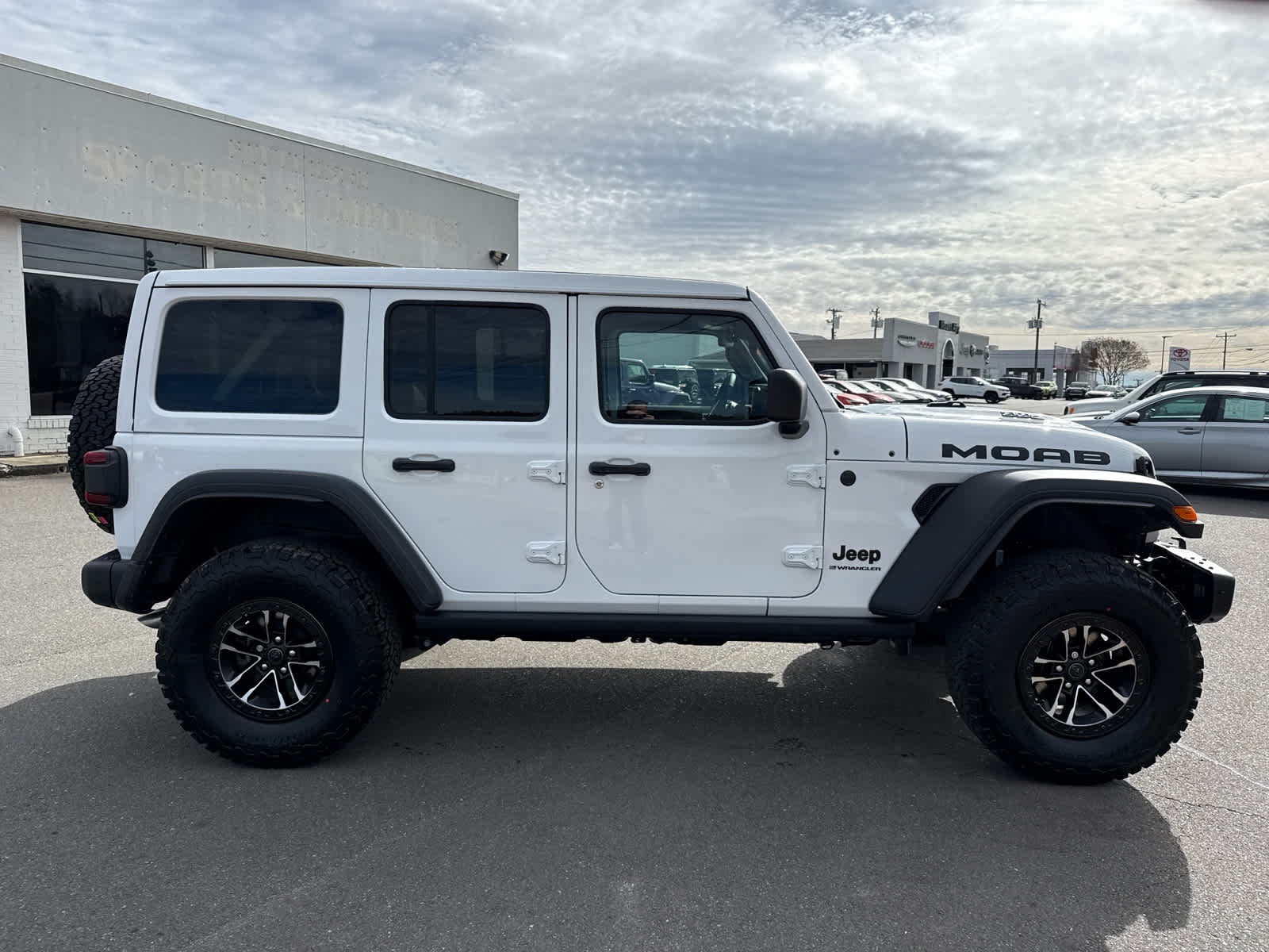 2026 Jeep Wrangler WRANGLER 4-DOOR MOAB 392