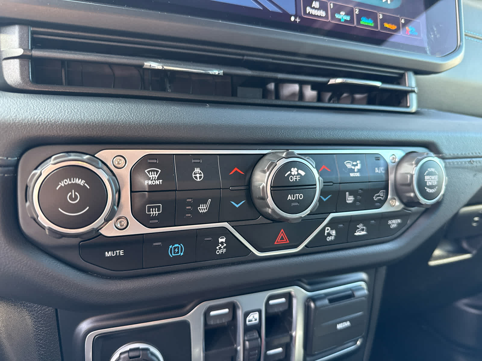 2024 Jeep Wrangler 4xe Summit 4xe