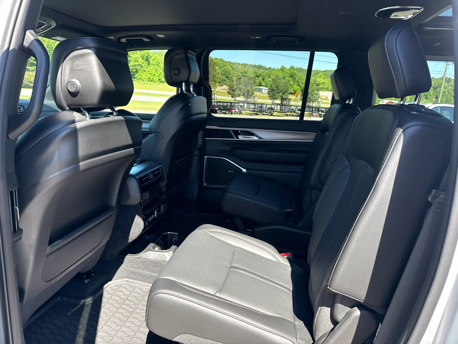 2026 Jeep Grand Wagoneer GRAND WAGONEER UPLAND 4X4