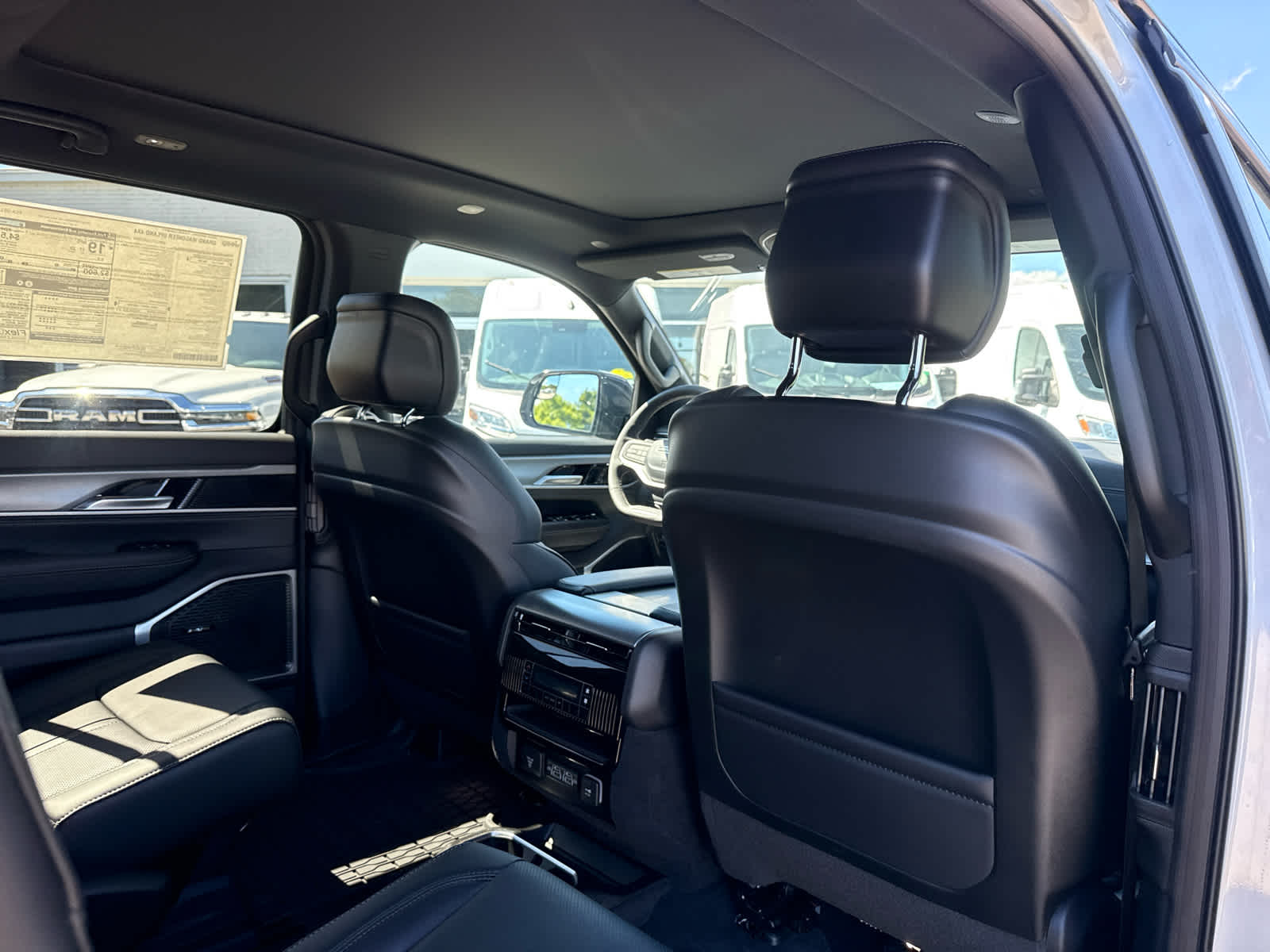 2026 Jeep Grand Wagoneer GRAND WAGONEER UPLAND 4X4
