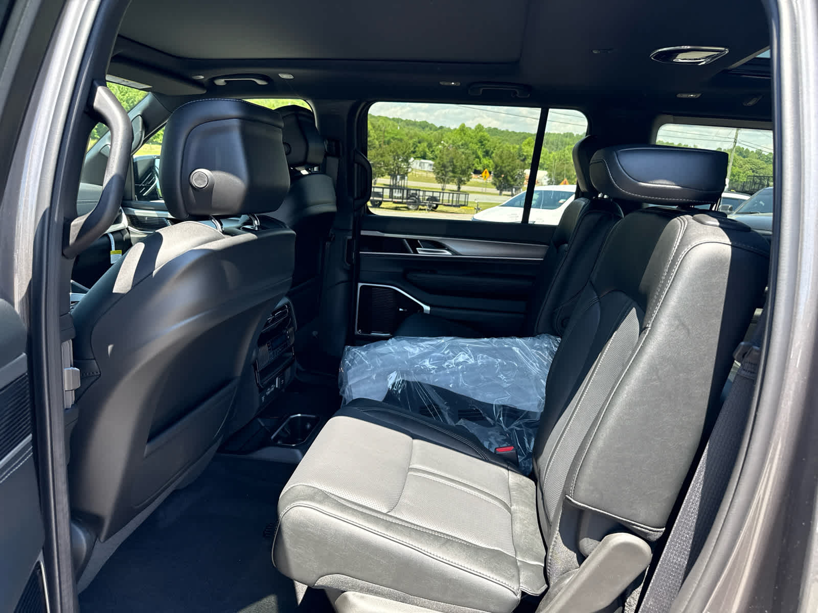 2026 Jeep Grand Wagoneer GRAND WAGONEER LIMITED ALTITUDE 4X4