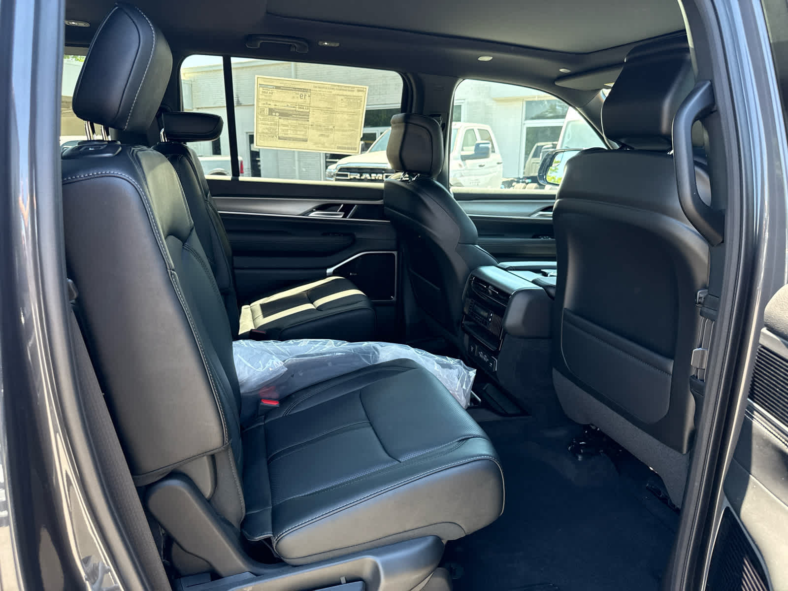 2026 Jeep Grand Wagoneer GRAND WAGONEER LIMITED ALTITUDE 4X4