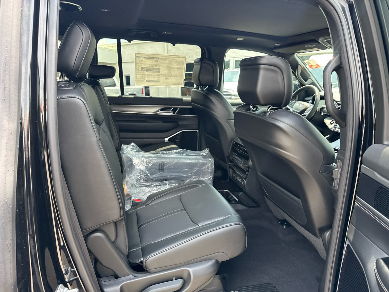 2026 Jeep Grand Wagoneer GRAND WAGONEER LIMITED RESERVE 4X4