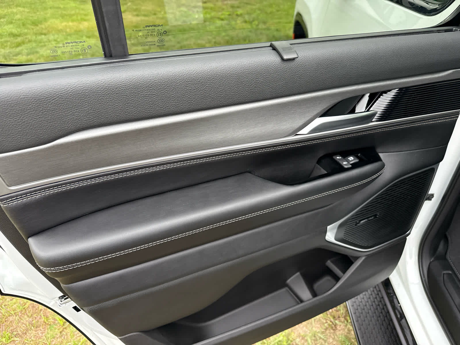 2026 Jeep Grand Wagoneer GRAND WAGONEER LIMITED ALTITUDE 4X4