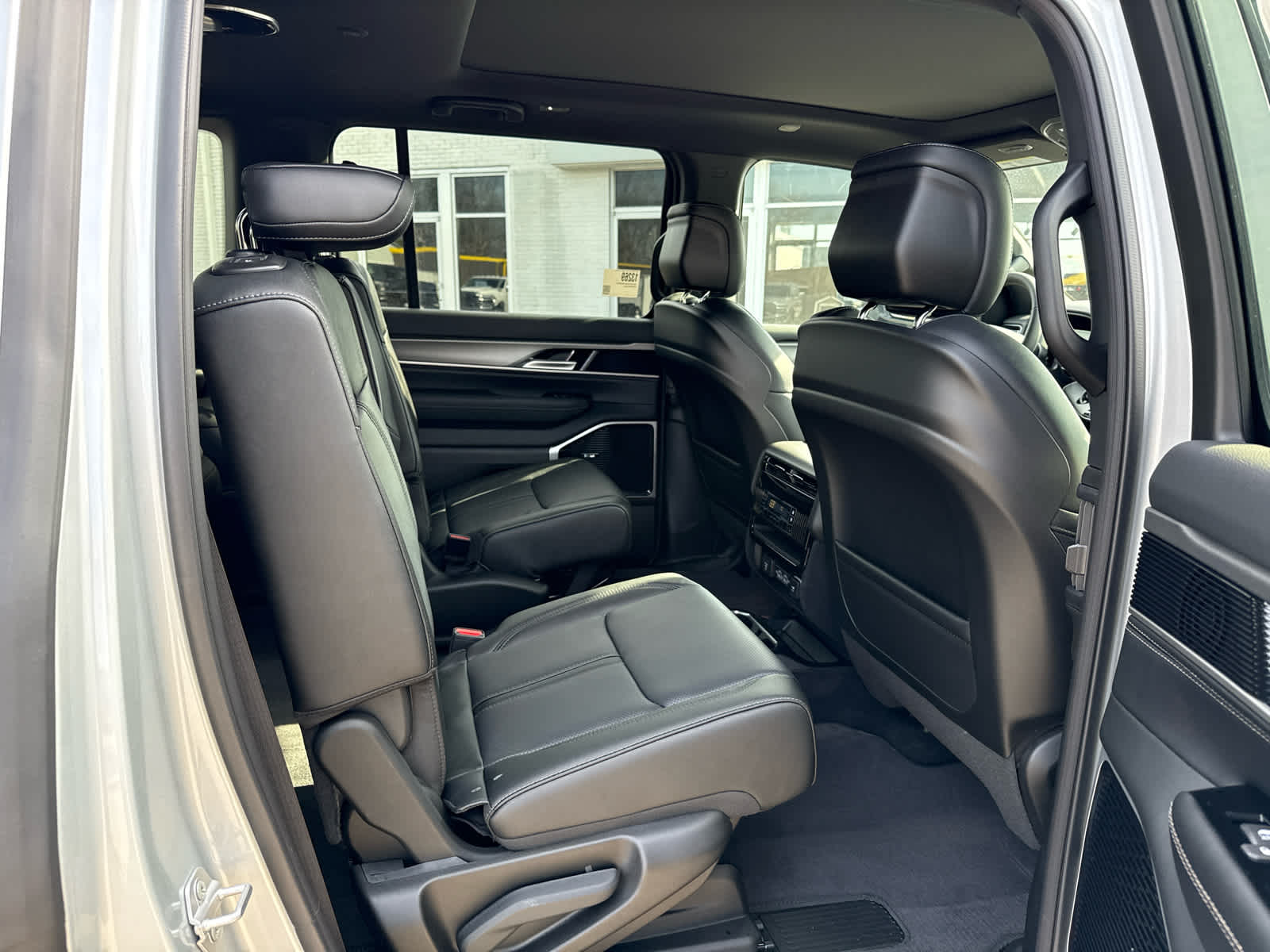 2026 Jeep Grand Wagoneer GRAND WAGONEER LIMITED ALTITUDE 4X4