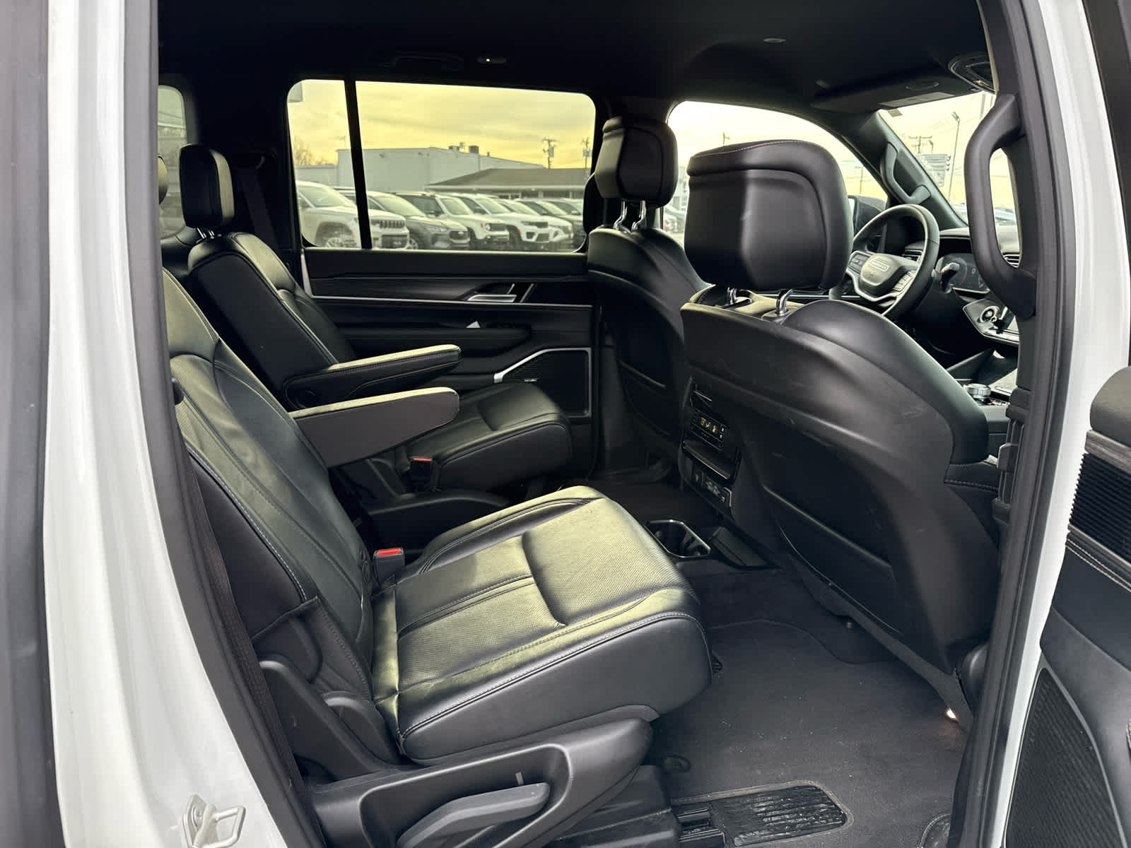 2024 Jeep Wagoneer Series II 4x4