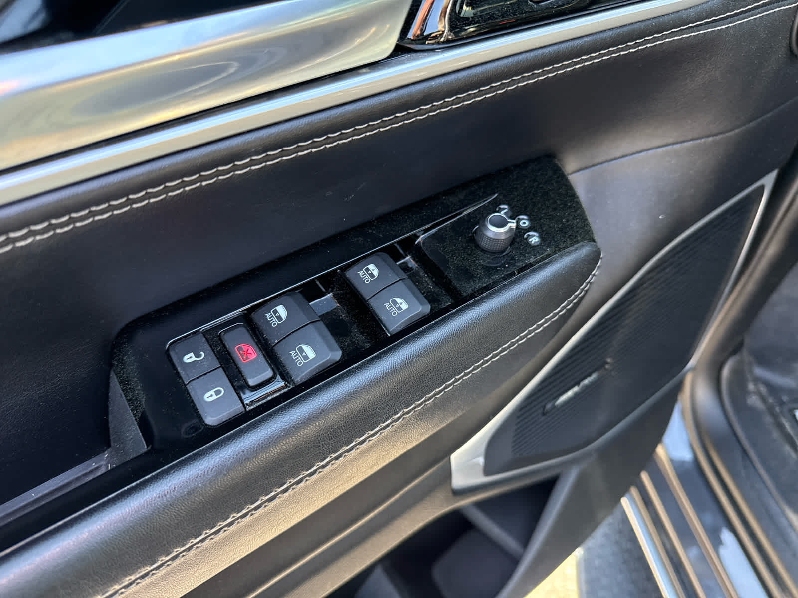 2023 Jeep Wagoneer Series III 4x4