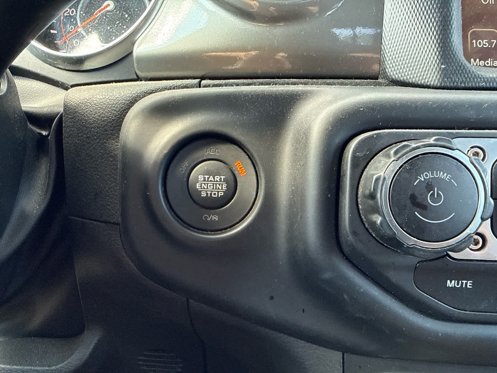 2023 Jeep Gladiator Overland 4x4