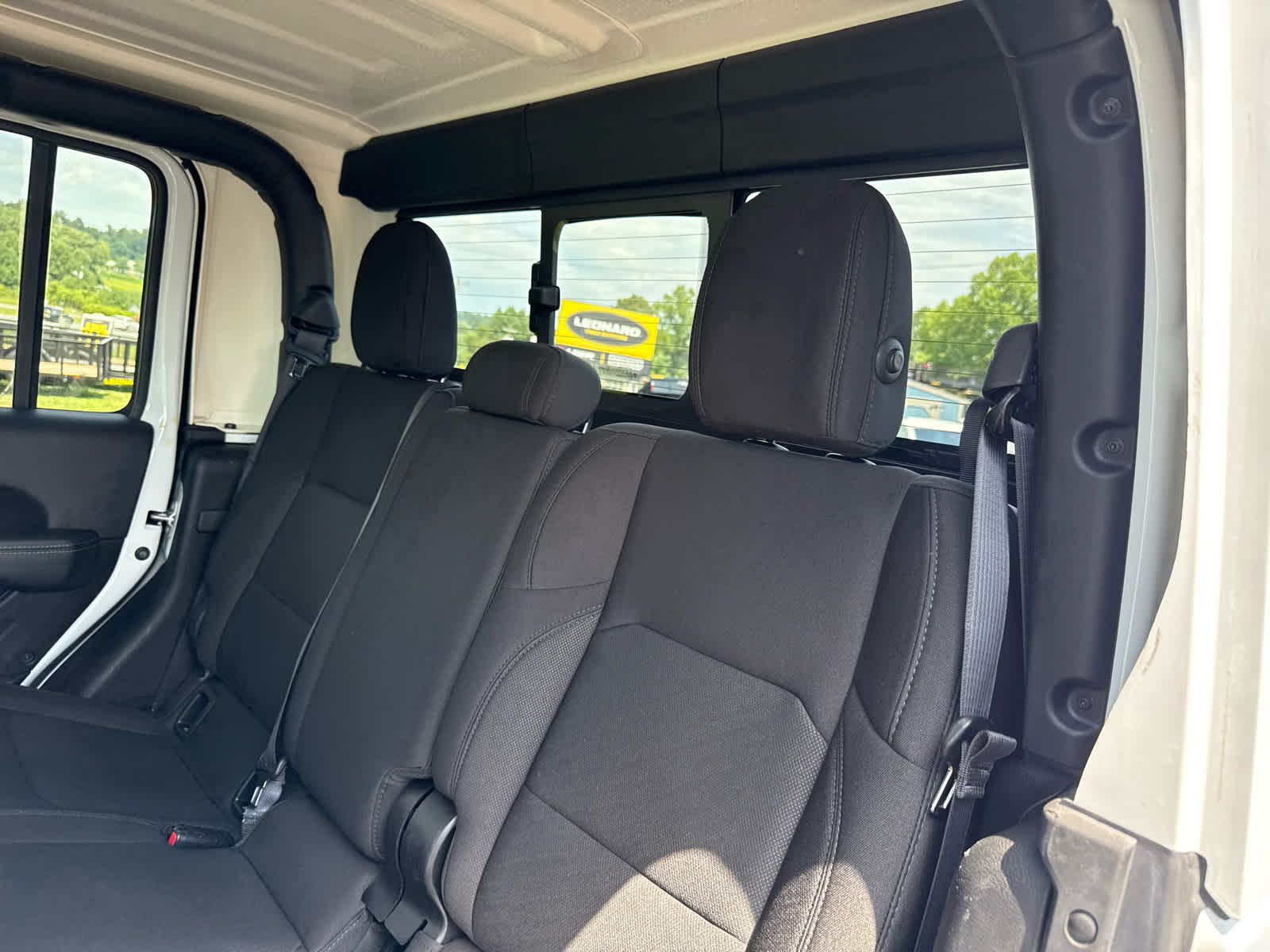 2023 Jeep Gladiator Overland 4x4