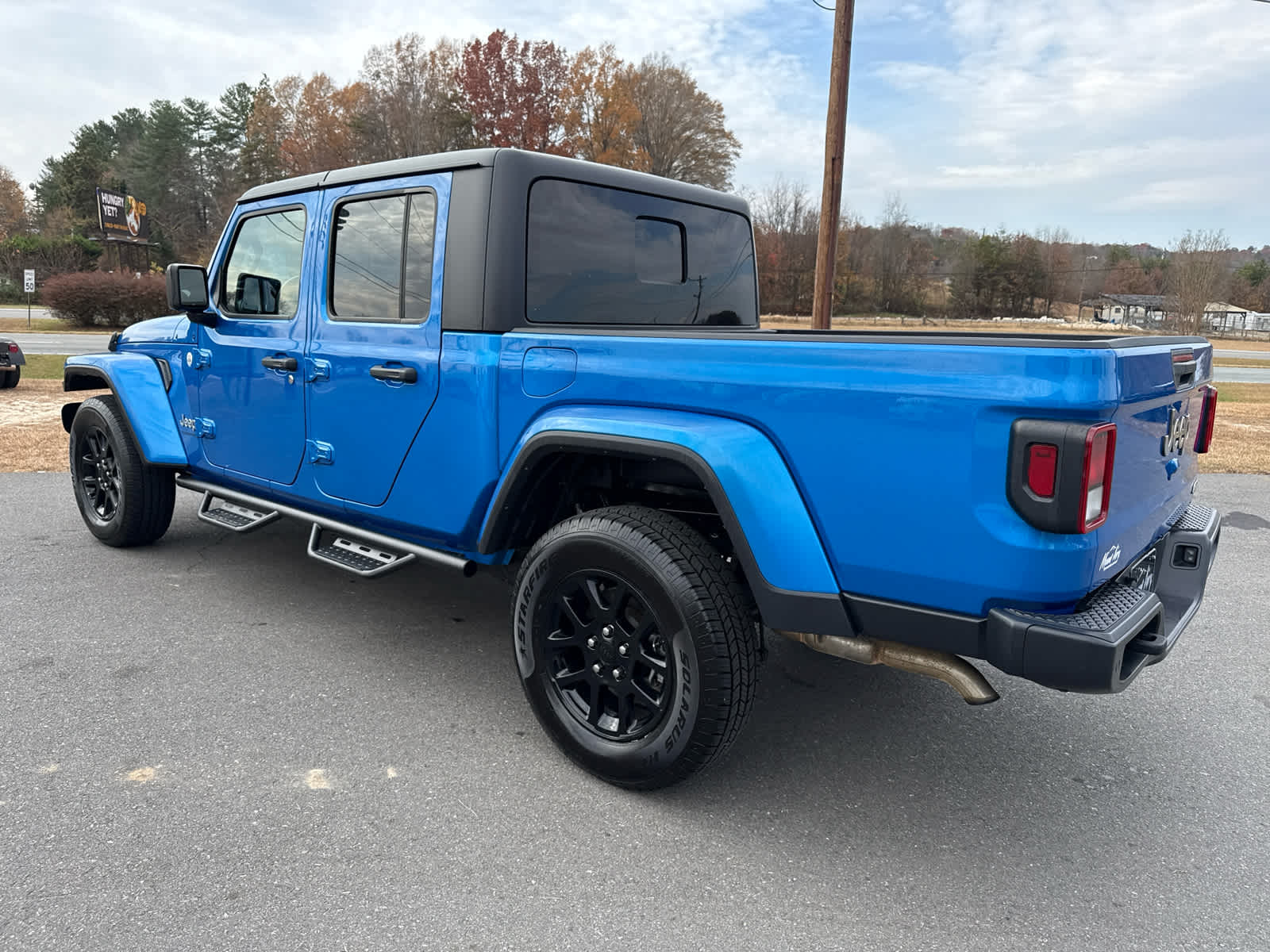 2023 Jeep Gladiator Overland 4x4