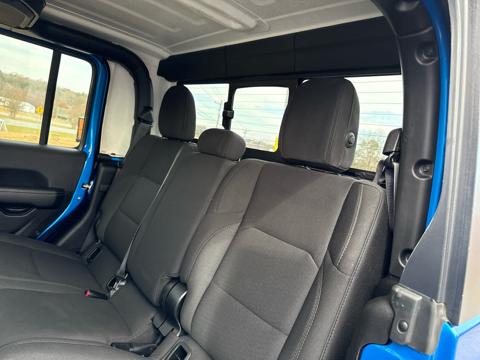 2023 Jeep Gladiator Overland 4x4