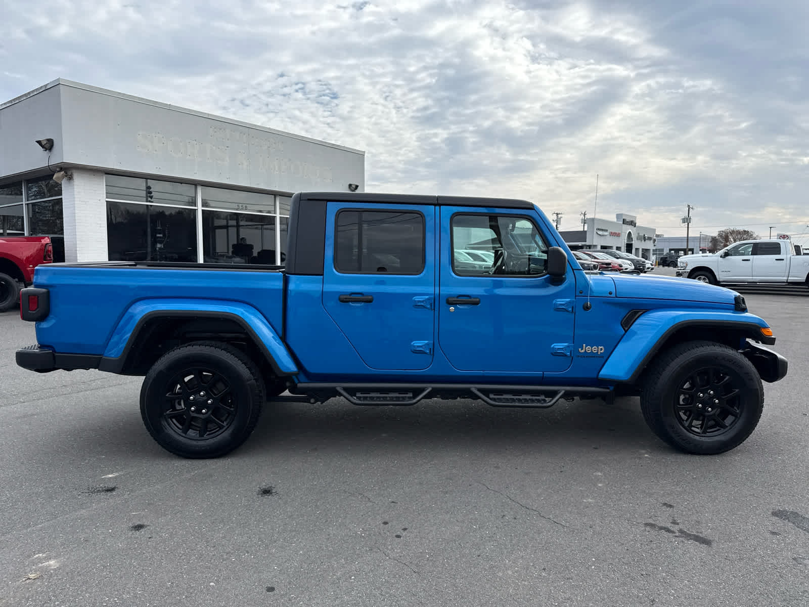 2023 Jeep Gladiator Overland 4x4