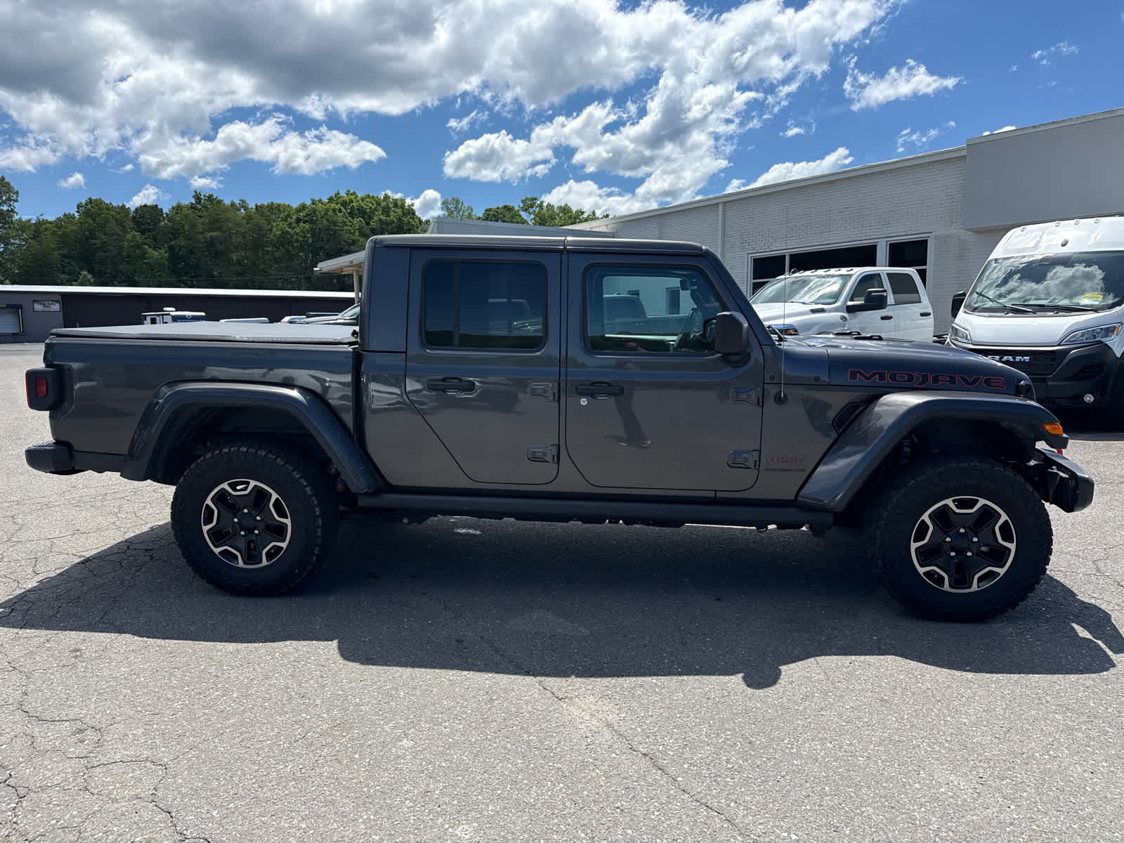 2023 Jeep Gladiator Mojave 4x4