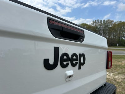 2025 Jeep Gladiator GLADIATOR SPORT S 4X4
