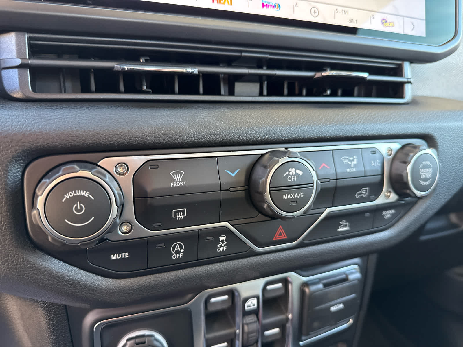 2026 Jeep Gladiator GLADIATOR SPORT 4X4