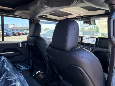 2025 Jeep Gladiator GLADIATOR RUBICON 4X4