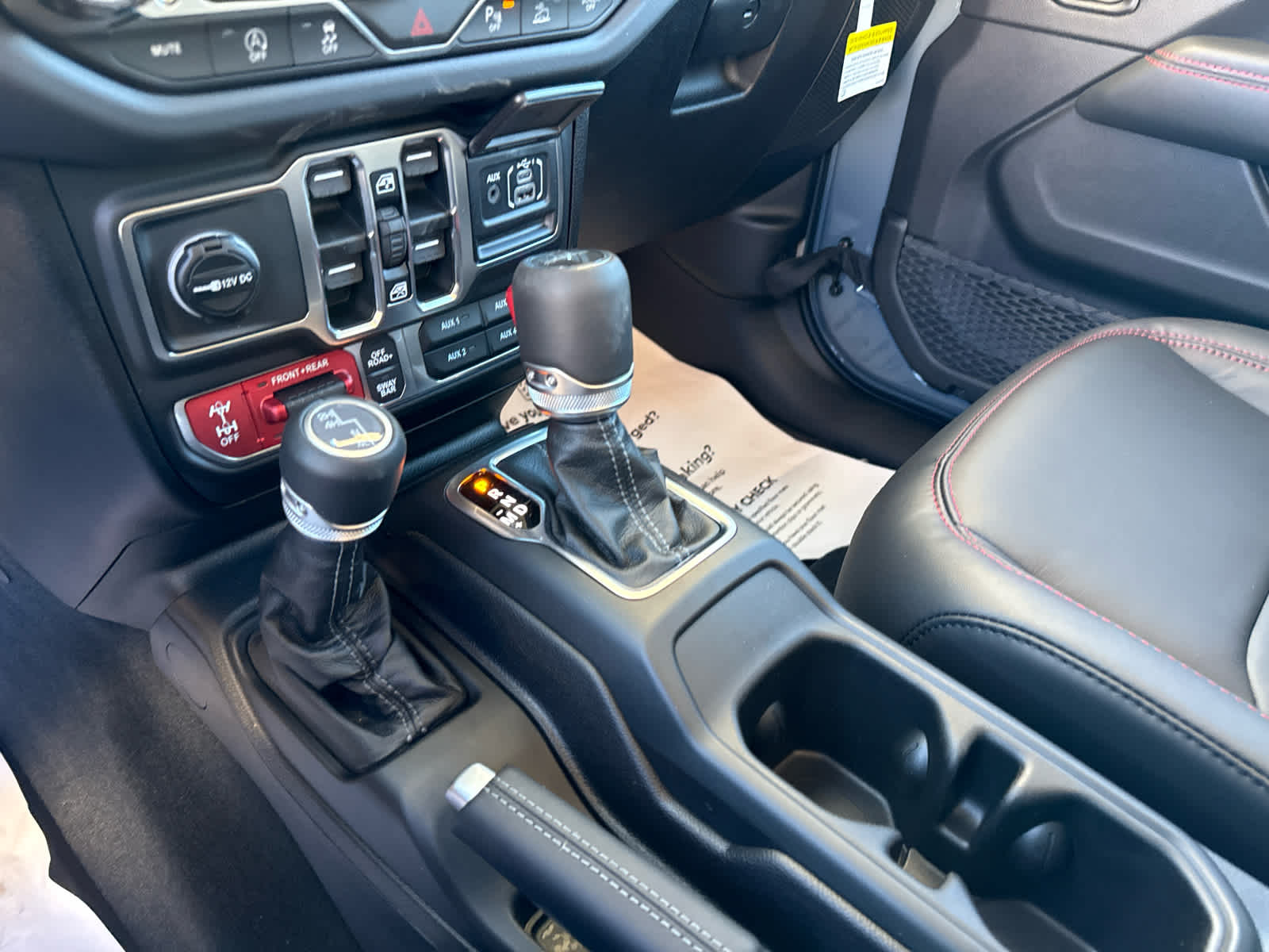 2026 Jeep Gladiator GLADIATOR RUBICON 4X4