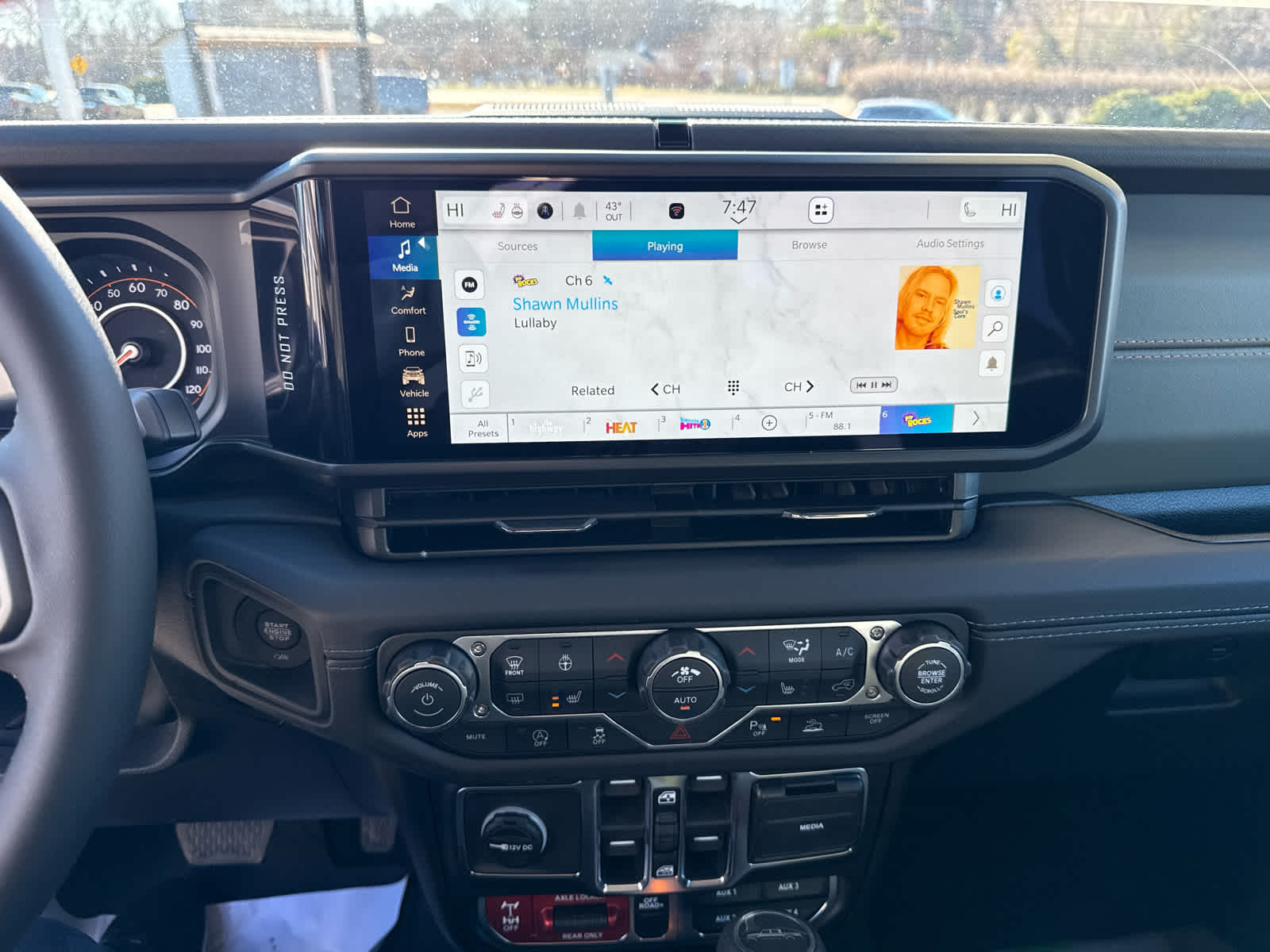 2026 Jeep Gladiator GLADIATOR MOJAVE 4X4