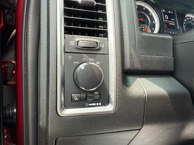2024 RAM 1500 Classic Warlock Quad Cab 4x4 6'4' Box