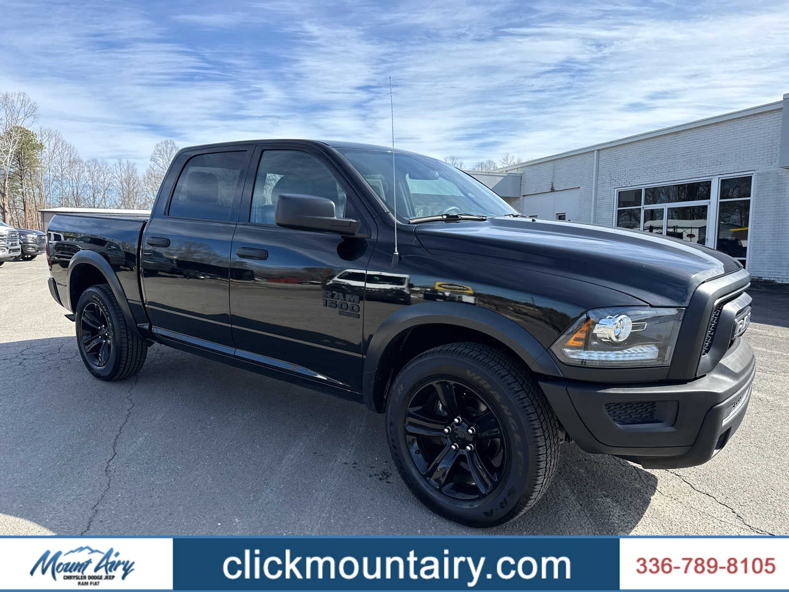 2024 RAM 1500 Classic Warlock Crew Cab 4x4 5'7' Box