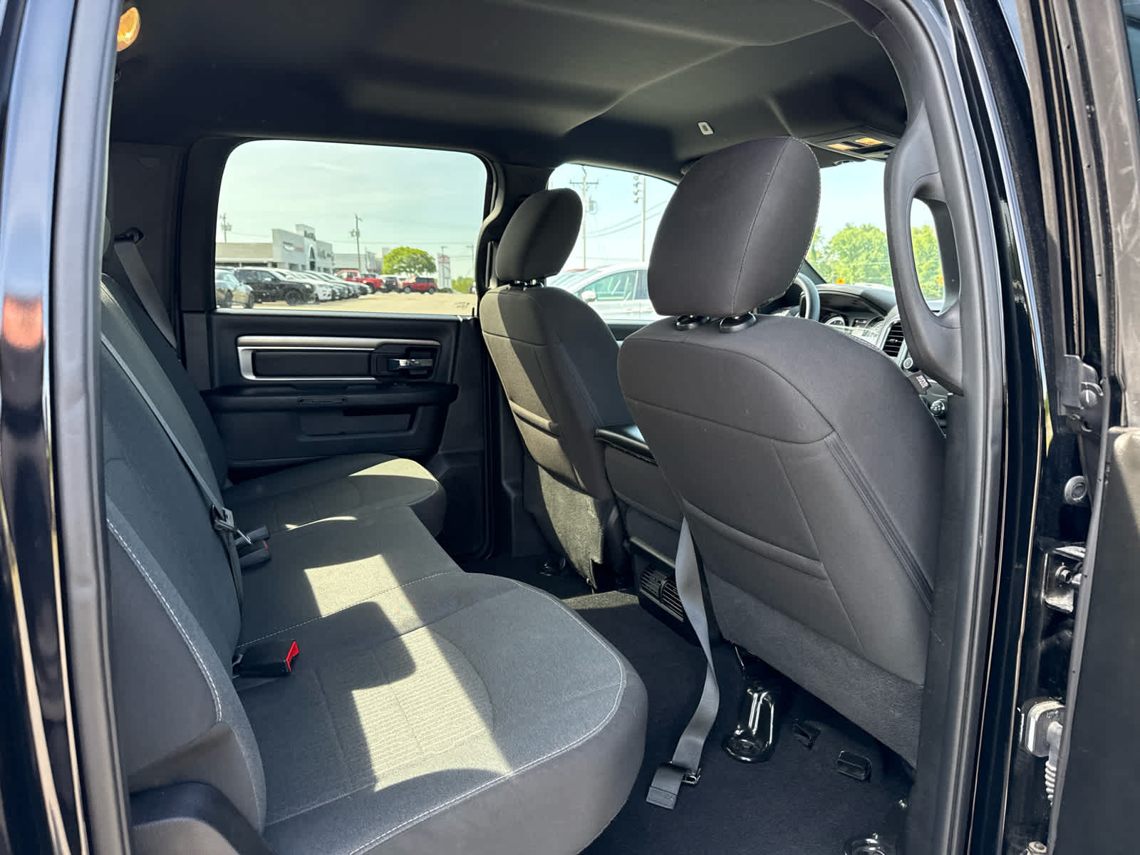 2024 RAM 1500 Classic Warlock Crew Cab 4x4 5'7' Box